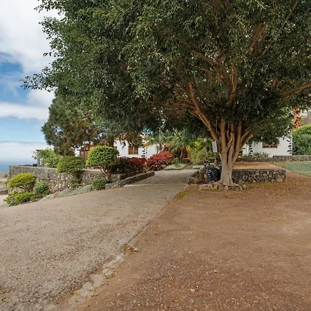 Casa Candelaria Feriehus *